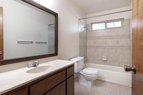 866 Cypress St, Manteca, CA 95336 photo 9