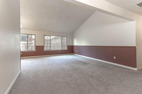 866 Cypress St, Manteca, CA 95336 photo 3