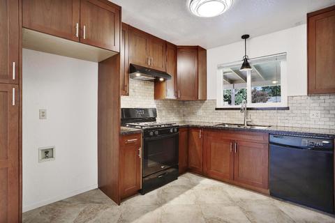 1005 Shadow Ridge Dr, Modesto, CA 95351 photo 7