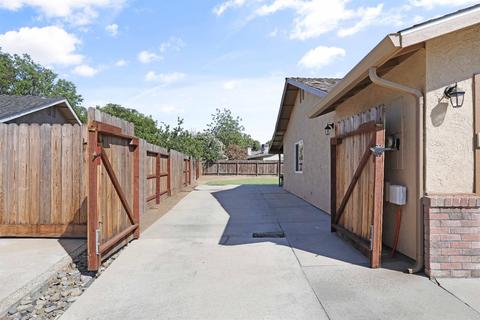 1005 Shadow Ridge Dr, Modesto, CA 95351 photo 27