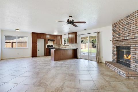 1005 Shadow Ridge Dr, Modesto, CA 95351 photo 8