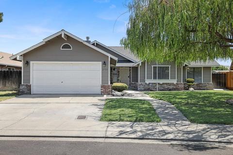 2753 Riverbend Dr, Modesto, CA 95351 photo 1