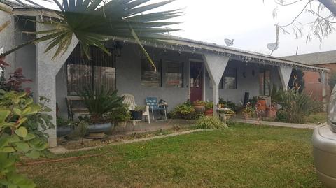 801 Paradise Rd, Modesto, CA 95351 photo 1