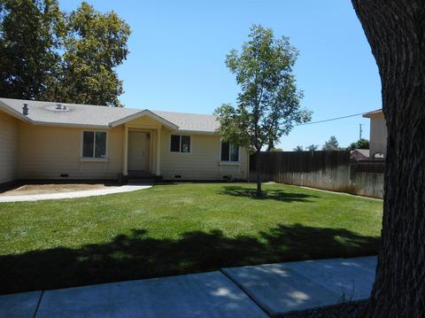 738 5th Ave, Gustine, CA 95322 photo 3