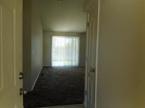 738 5th Ave, Gustine, CA 95322 photo 5