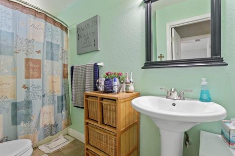 2028 Anson Way, Modesto, CA 95355 photo 11