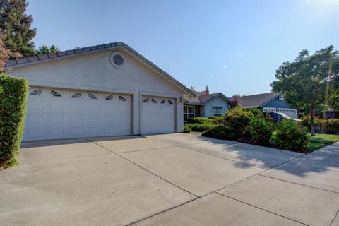 1259 Glacier Point Ct, Merced, CA 95340 photo 3