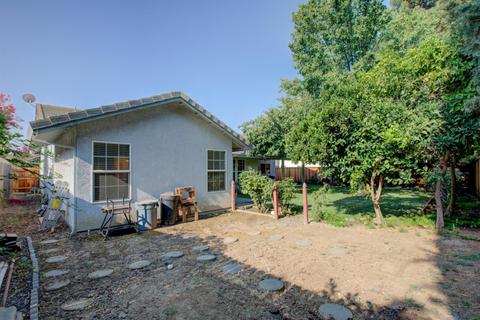 1259 Glacier Point Ct, Merced, CA 95340 photo 6