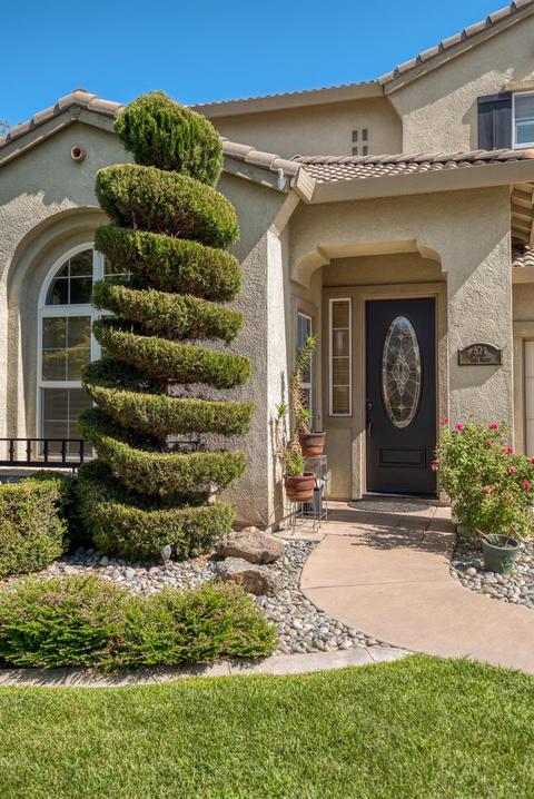 621 Otis Dr, Ripon, CA 95366 photo 4