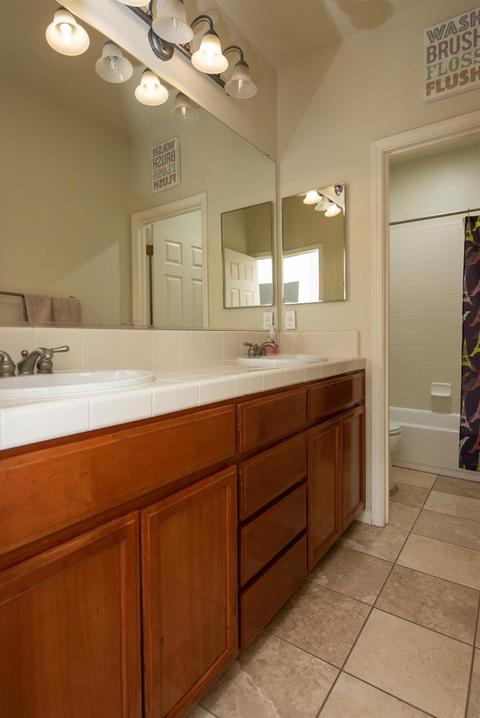 621 Otis Dr, Ripon, CA 95366 photo 41
