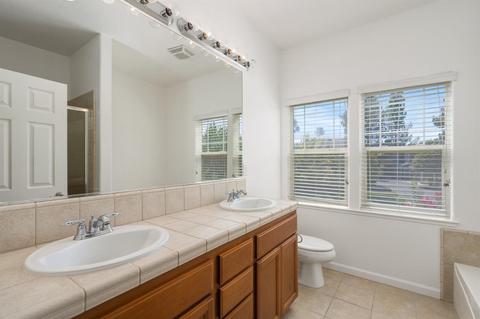 320 Gonzaga Ter, Davis, CA 95618 photo 11