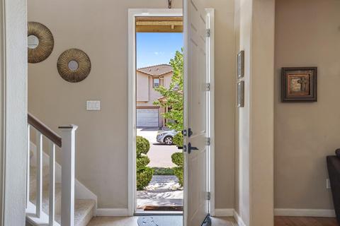 399 Shadowberry Pl, Lathrop, CA 95330 photo 6