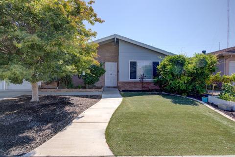 714 S Wilma Ave, Ripon, CA 95366 photo 2