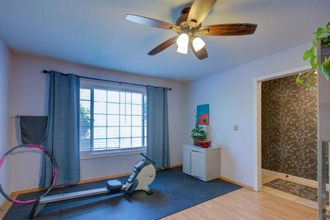 714 S Wilma Ave, Ripon, CA 95366 photo 8