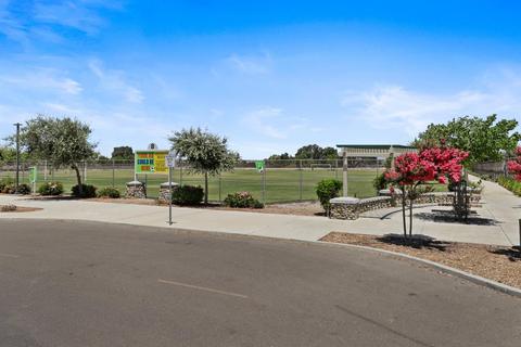3818 Kiwi Dr, Ceres, CA 95307 photo 67