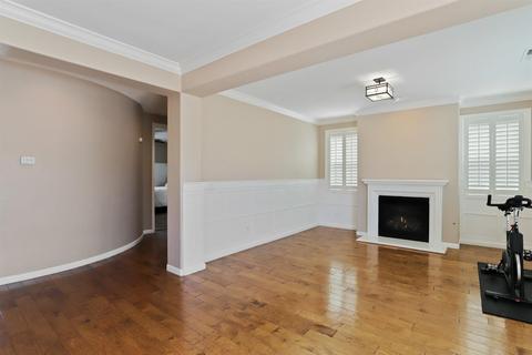 3818 Kiwi Dr, Ceres, CA 95307 photo 13