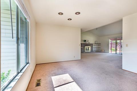 422 Ewing Dr, Pleasanton, CA 94566 photo 5