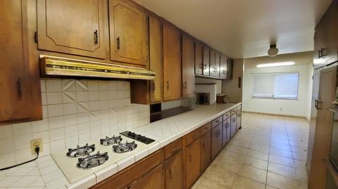 2424 Surrey Ave, Modesto, CA 95355 photo 9