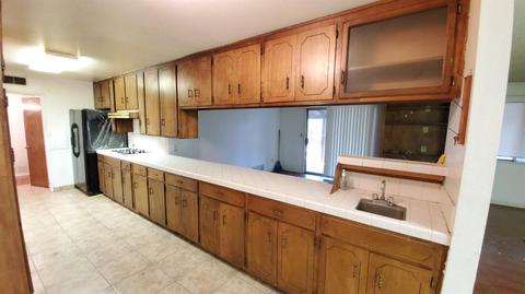 2424 Surrey Ave, Modesto, CA 95355 photo 12