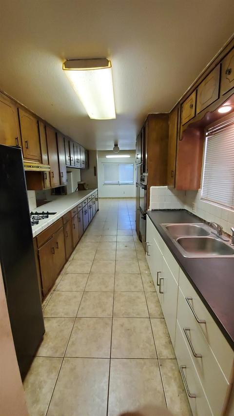 2424 Surrey Ave, Modesto, CA 95355 photo 7