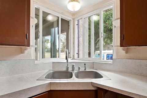 706 Tuolumne Blvd, Modesto, CA 95351 photo 9