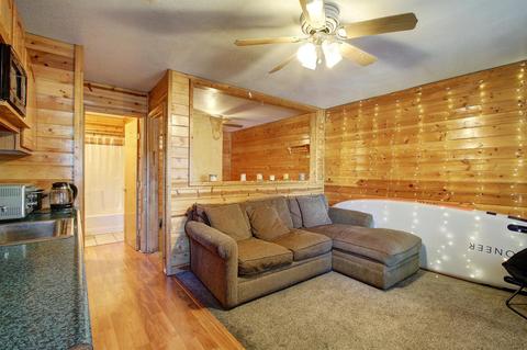 302 Reading St, Folsom, CA 95630 photo 4