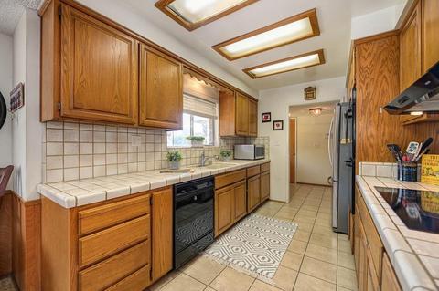 3901 Maudray Way, Carmichael, CA 95608 photo 9