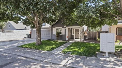 1928 Lifetime Dr, Modesto, CA 95355 photo 2