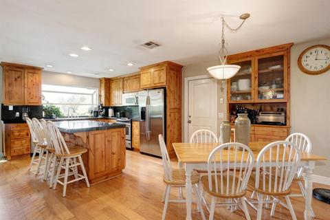 8024 Peerless Ave, Orangevale, CA 95662 photo 12