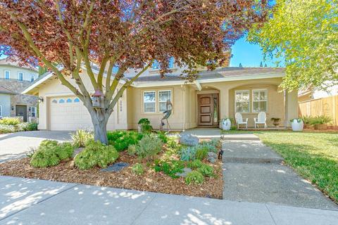 2806 Rockwell Dr, Davis, CA 95618 photo 2