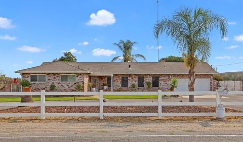 3710 Roselle Ave, Modesto, CA 95357 photo 2