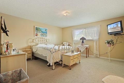 3710 Roselle Ave, Modesto, CA 95357 photo 23