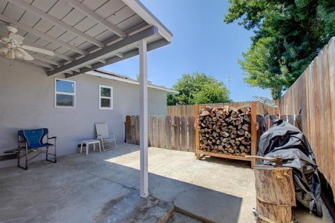 930 E C St, Oakdale, CA 95361 photo 25