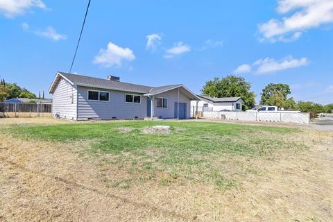 1971 Baugh St, Olivehurst, CA 95961 photo 3
