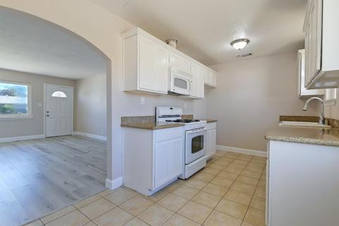 1971 Baugh St, Olivehurst, CA 95961 photo 7