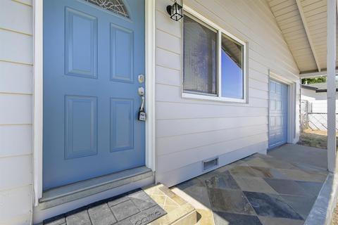 1971 Baugh St, Olivehurst, CA 95961 photo 4