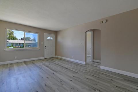 1971 Baugh St, Olivehurst, CA 95961 photo 9