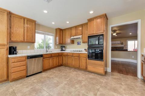 5889 Devon Dr, Rocklin, CA 95765 photo 13