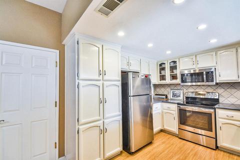 3845 Emperor Ln, Modesto, CA 95356 photo 17