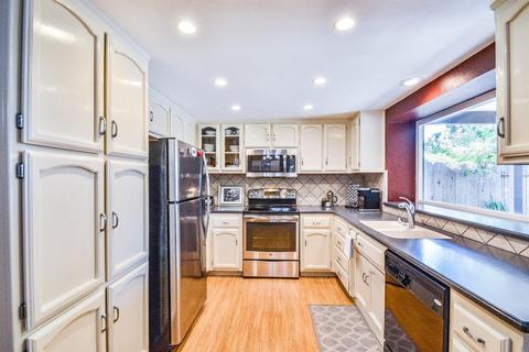 3845 Emperor Ln, Modesto, CA 95356 photo 14