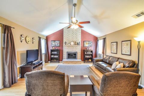 3845 Emperor Ln, Modesto, CA 95356 photo 4
