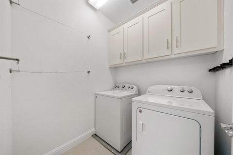 3230 Albany Ter, Davis, CA 95618 photo 28