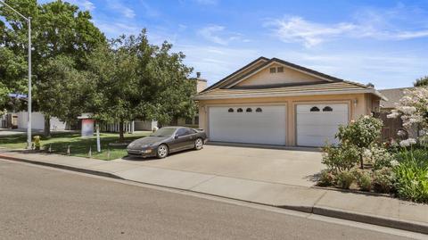1320 Aptos Dr, Turlock, CA 95382 photo 1
