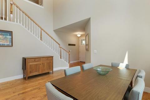 1119 Pistachio Ct, Davis, CA 95618 photo 12