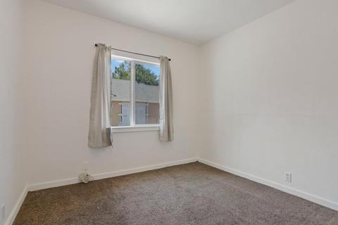 440 Flora St, Lodi, CA 95240 photo 9