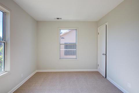 1700 Atlantic Dr, Modesto, CA 95358 photo 12