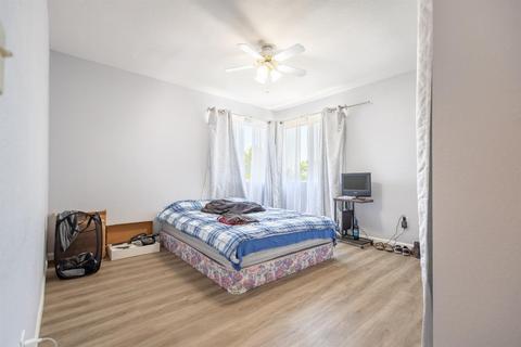 3605 Will Scarlet Ct, Modesto, CA 95355 photo 32