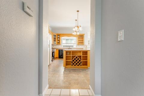 3605 Will Scarlet Ct, Modesto, CA 95355 photo 10