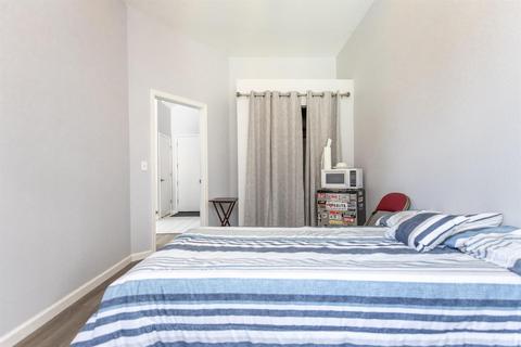 3605 Will Scarlet Ct, Modesto, CA 95355 photo 9