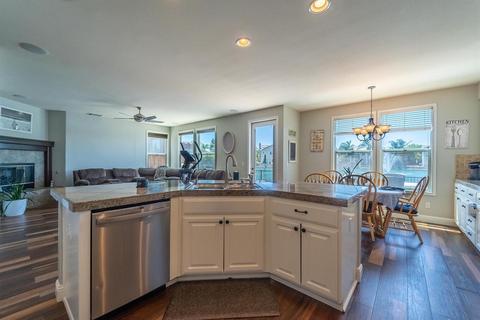 2206 Lighthouse Cir, Tracy, CA 95304 photo 9